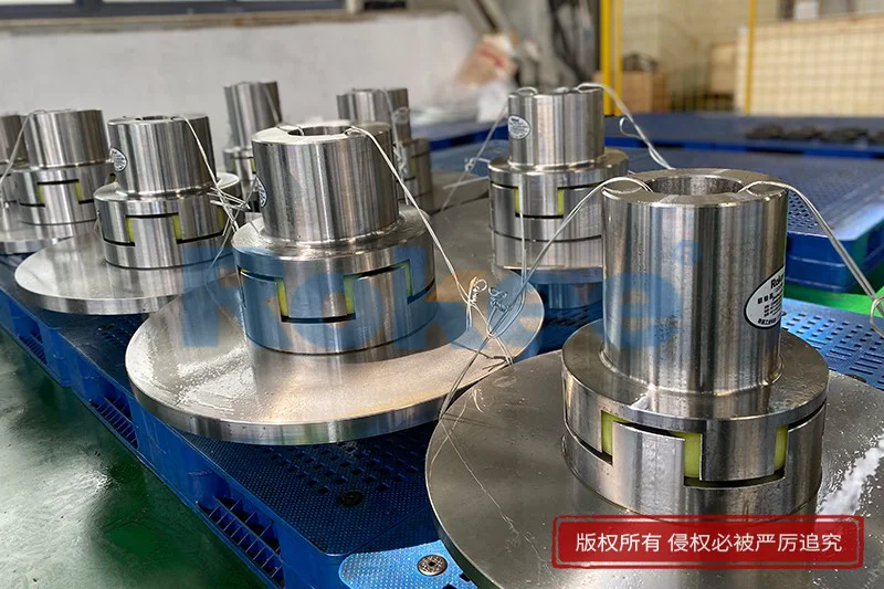 梅花联轴器,梅花形弹性联轴器,梅花型联轴器,Rokee加长节弹性膜片联轴器厂家,必威betway西汉姆联轴器生产厂家